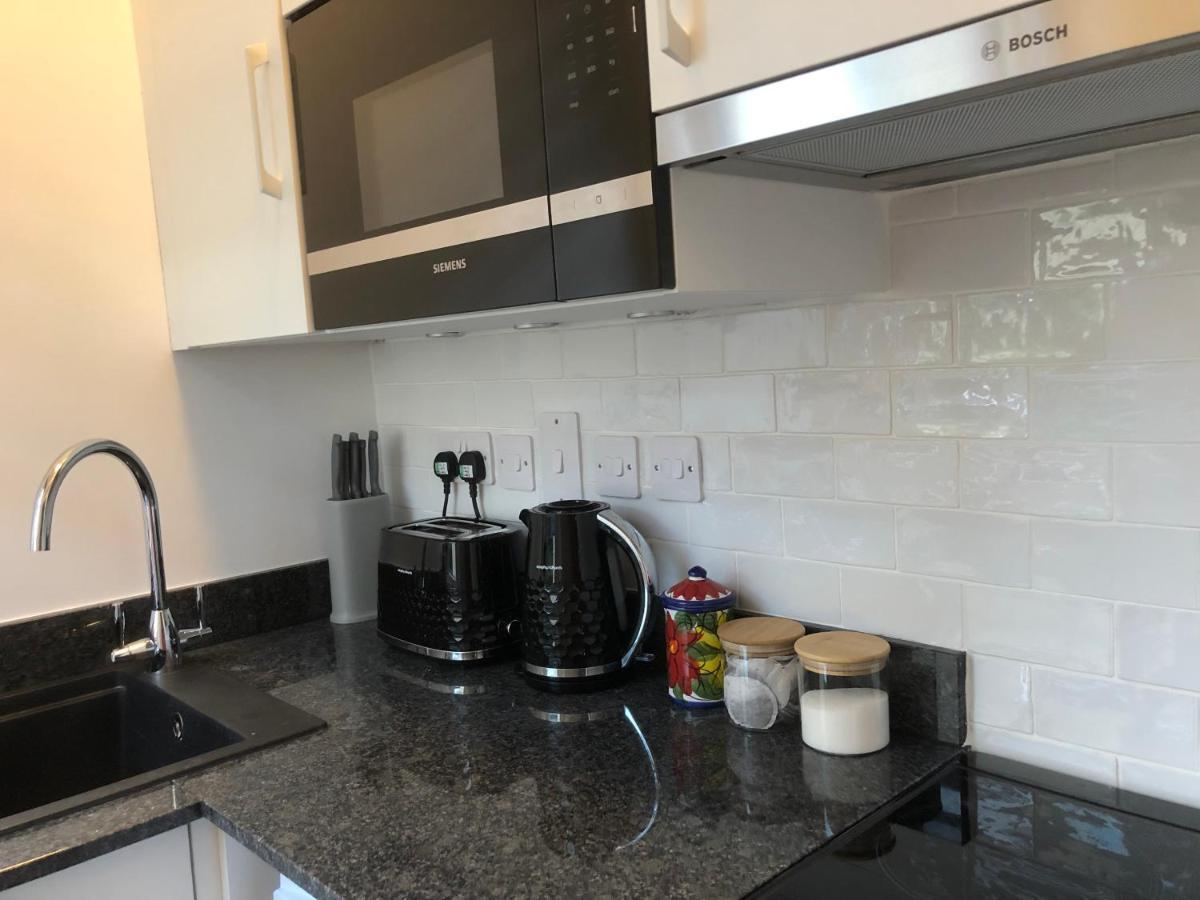 Cosy One Bedroom Flat In City Center Edinburgh Exterior photo