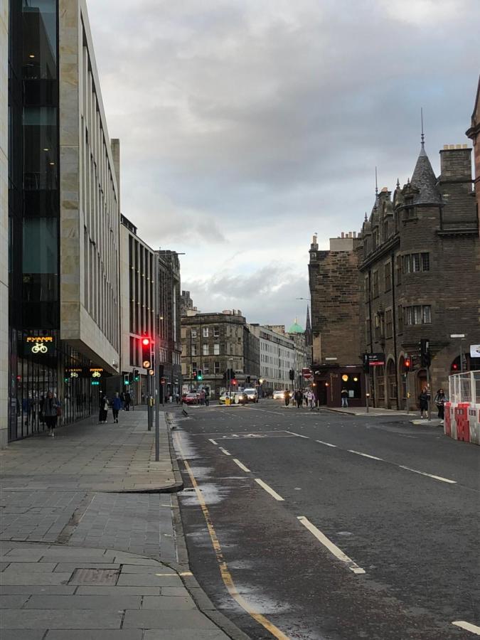 Cosy One Bedroom Flat In City Center Edinburgh Exterior photo