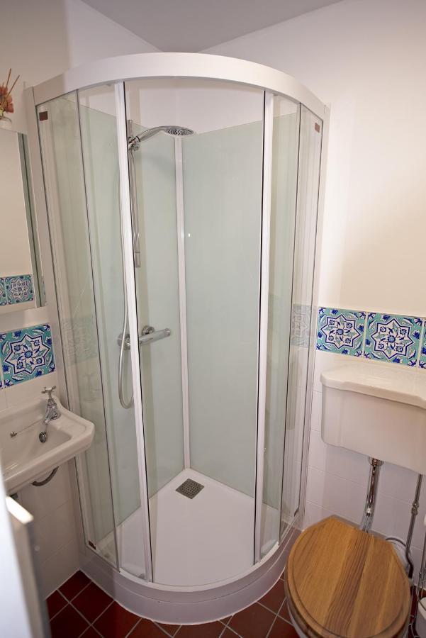 Cosy One Bedroom Flat In City Center Edinburgh Exterior photo